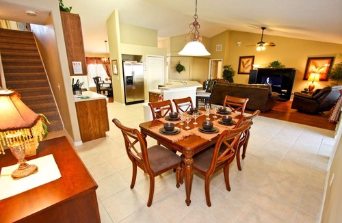 Legacy Park House | New Listing! Highgate at Legacy Park Resort, 7mi to Disney & 10mi to Universal - IT666