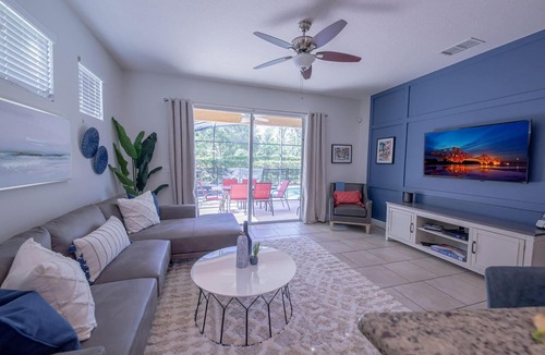 Loughman House | New Listing! Solterra Resort, 7mi to Disney & 17mi to Universal - FS60893
