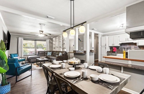 Northeast Pensacola House | *New POOL with Sun Shelf *5 beds * Arcade * Ping Pong * Dog Friendly- Even a Doggy Door! * Astro Turfed Yard * 15 min to Downtown, 25 min to Pensacola Beach * Kids Room with Toys, Crib, and High Chair * Game Room Overlooking