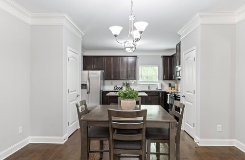 Opelika House | New updated home close to RTJ and Auburn!