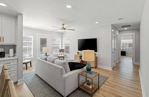 East Pensacola Heights House | Newly renovated 3 Bed/3 Bath house with pool and hot tub in lovely Pensacola