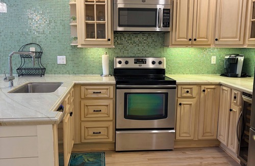 Pine Ridge Condo | Newly renovated, cozy 1-BR w/loft, 1.5 bath,condo in Naples near Beach & Mercato