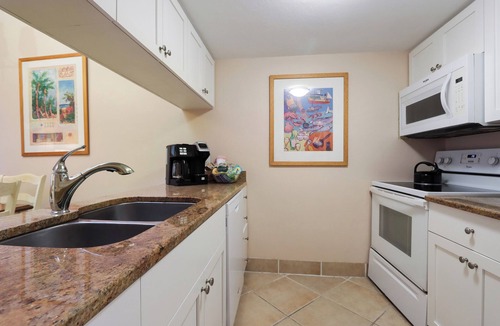 Captiva Condo | Newly Renovated, Two Bedroom, Gulf Front Condo with Loft - Beach Villa 2537