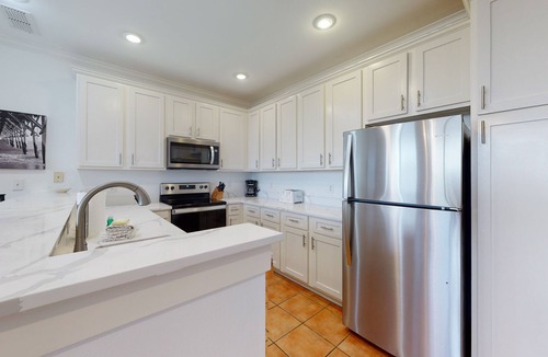 Dauphin Island Condo | Newly renovated waterfront condo with pool, WiFi, W/D, & central AC