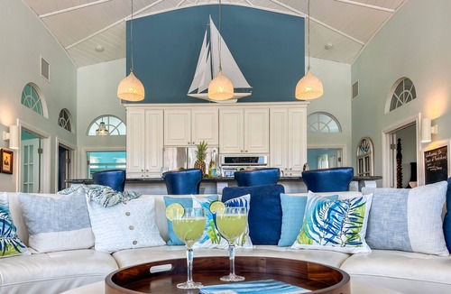 North Captiva House | North Captiva-Pool w/Waterfall & Swing Bar, Bikes