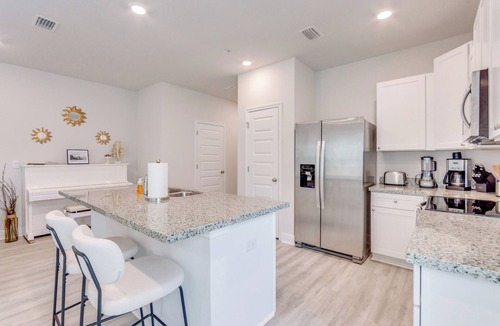 Florida Panhandle House | Nurse-Ready Rental 2 Mi to UWF Campus & Hospital!