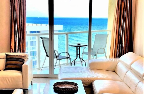 Sunny Isles Beach Condo | Ocean Beach Condo La Perla Sunny Isles Beach Miami Fl. STR-00067.