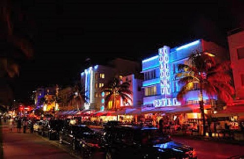 South Beach Hotel | Ocean Drive Studios Beach Front