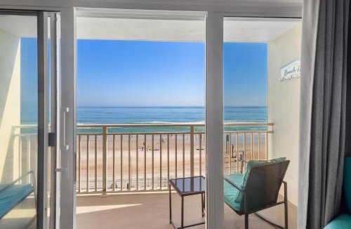 Daytona Beach Apartment | Ocean Front and Pool Front At Daytona Inn Beach Resort