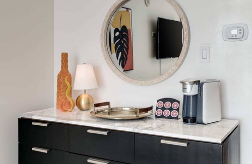 Coconut Grove Condo | Ocean View Balcony. Pool & Hot tub. Fast Wi-Fi