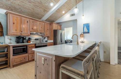 Dauphin Island House | Ocean views & private 104° heated pool: Paradise awaits! Feelin’ Salty