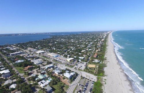 Melbourne Beach Villa | Ocean Villager Lovely Beachfront Property