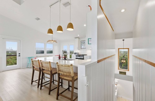 South Ponte Vedra Beach House | OCEANFRONT HOUSE, FRESHLY RESTORED BEACH, PET FRIENDLY, MINUTES TO ST AUGUSTINE!