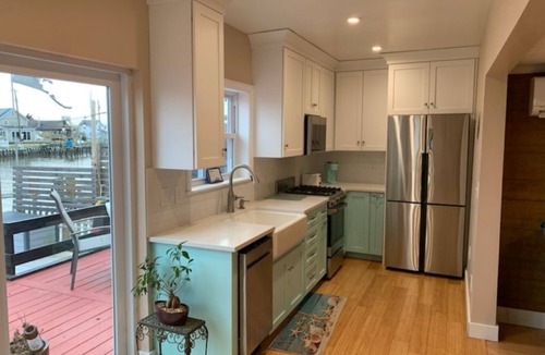 South Bowers House | Oceanview Riverfront retreat w/hot tub and private dock! - 10 min from DE Turf