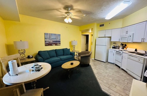 Brush - Stewarts Resort | OFFICIAL LISTING | Wyndham Ocean Walk 3 BR w/FREE Garage Parking!