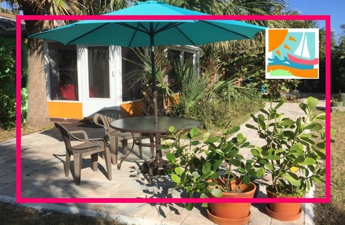 Flagler Beach Cottage | Oleander - Charming Cottage Downtown - Steps to the Beach!