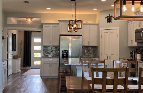 Marineland Acres House | One Story Home, Beautiful Beach -The Moody Beach Club- Family, Pets & Biking fun