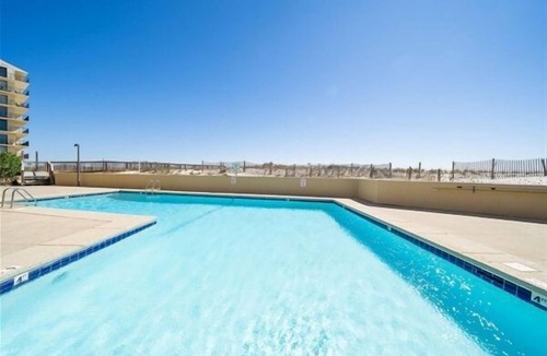 Orange Beach East Condo | Orange Beach Gulf-Front 3BR Sleeps 10 Murphy Bed Pools Boat Slips