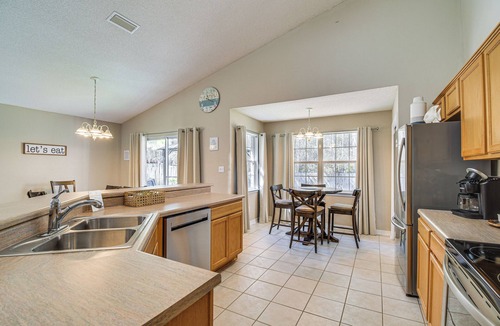 Orange Beach Cottage | Orange Beach Home w/Hot Tub < 2 Mi to The Wharf