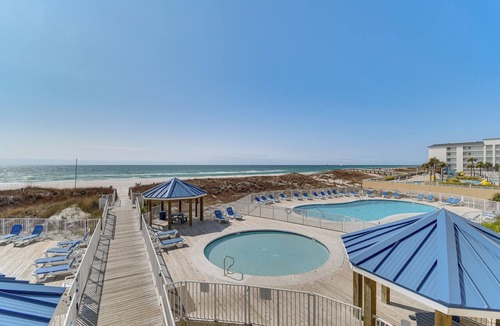 Orange Beach Condo | Orange Beach Retreat w/4 Pools - Walk to Beach!