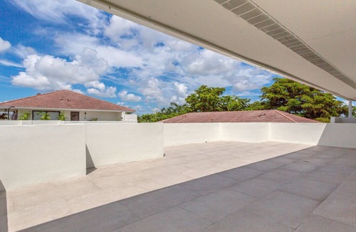 Coral Gables Apartment | Orduna Court | Coral Gables | Boutique Penthouse 3BR + 2BTH