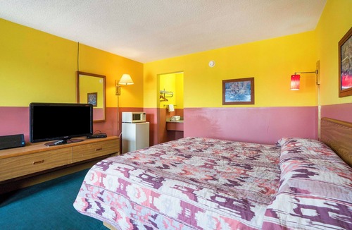 Opp Hotel | OYO Hotel Opp Al, Floral Hwy