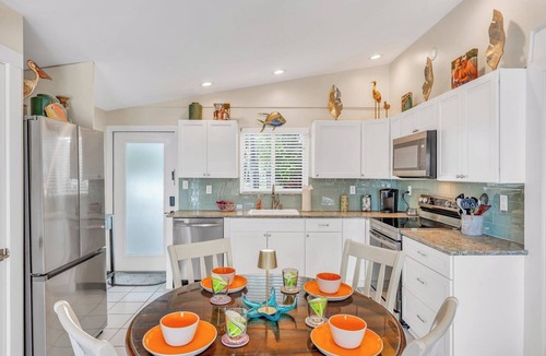 Key Colony Beach House | P37 - Charming 2 bedrooms duplex with Private Pool and Deep water dockage. Cabana Club Membership Included!
