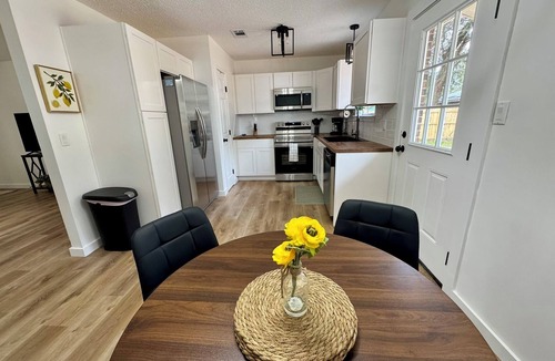 Milton House | Pace Home-Away-From-Home, Fully Renovated 3/2, Near Whiting Field. A+ Location!
