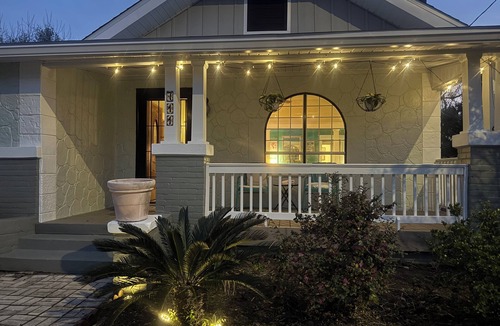 South Pensacola House | Palette and Plate Bungalow - 1918 Craftsmen Combines Art Deco and Modern Whimsy