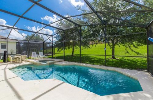 Legacy Park House | Palm Breeze: Private Pool/Spa & 24/7 Support!