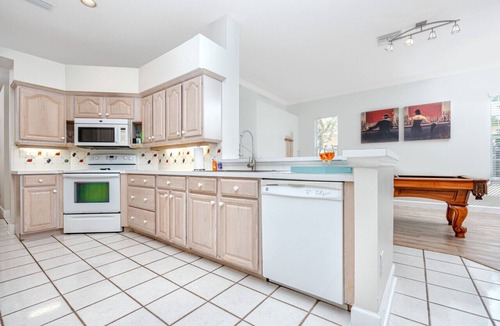 Pipers Meadow House | Palm Harbor Paradise | Spacious Home with Pool & Hot Tub