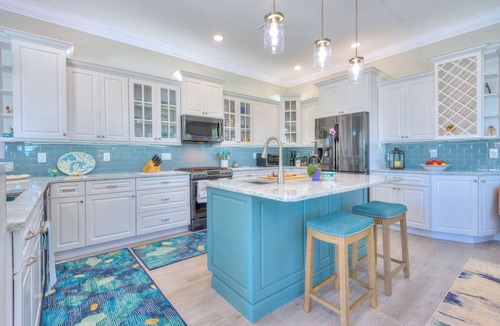 Bay Esplanade House | Panoramic Beach Views Coastal Dream Home w/Pool ➠ 870 Bay Esplanade