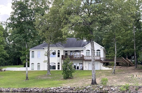 Stoney Point Landing House | Paradise -Easy slope to the water with stone walkway and stone fire pit!