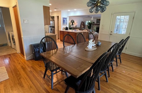 Homosassa House | Paradise get-a-way on the Homosassa River, near the head springs! New Listing!
