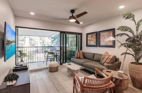Park Shore Apartment | Park Shore Resort-BLDGC 218 - Amazingly remodeled