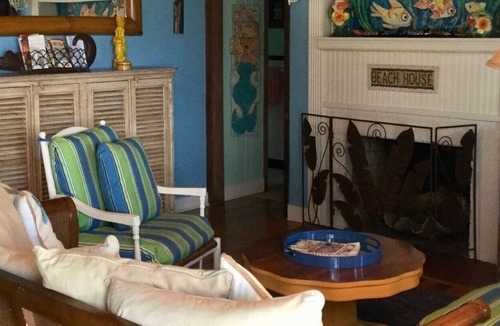 Pass-a-Grille Historic District Cottage | Pass-a-Grille's Waterfront Charmer, on Boca Ciega Bay in Historic Area