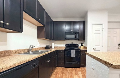Lutz Apartment | Peaceful 1st Floor Apt with Parks, Prime North Tampa
