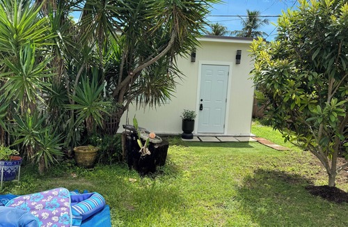 Cutler Bay House | Peaceful 2-bedroom guest house with AC in charming Cutler Bay