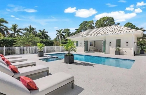 Rural Estates Villa | Peaceful 6-bedroom Grand Naples Villa Resort Mansion w Luxury Living Pool Spa