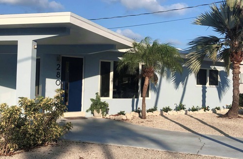 Key Colony Beach House | Peaceful canal-front 3/3 Single-Family Home w/Private Pool & Cabana Club Access