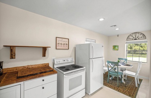 Morriston House | Peaceful Ranch & Guesthouse Near WEC Gather, Relax & Make Memories