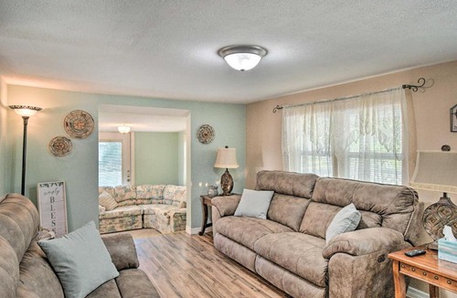 Satsuma House | Peaceful Satsuma Escape w/Dunns Creek Access