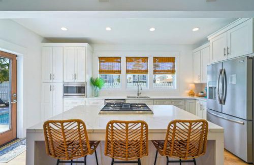 Clipper Cove House | Pearl Sands - Private Pool and Golf Cart!