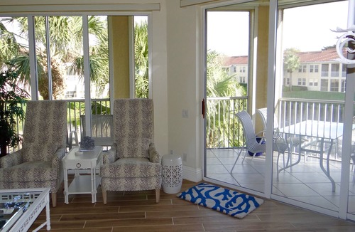 Pelican Bay Condo | PELICAN BAY Close To Pool/Beach/Shopping/Fitness/Pickleball/Lakefront