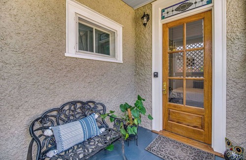 East Hill House | Pensacola 1BR Sleeps 2 Close to Downtown