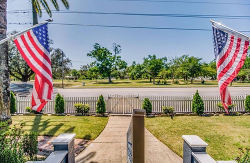 East Hill House | Pensacola 1BR Sleeps 2 Close to Downtown