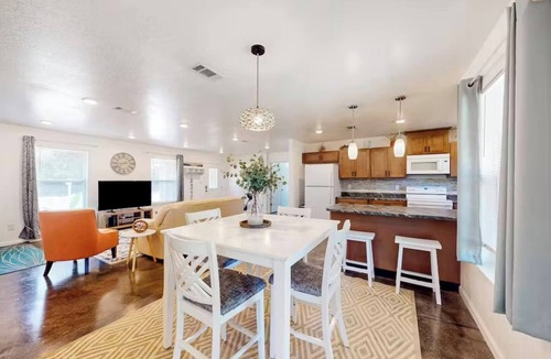 Northeast Pensacola House | Pensacola Coastal Retreat Near UWF Family-friendly, Pensacola Coastal Retreat near UWF Family-friend.