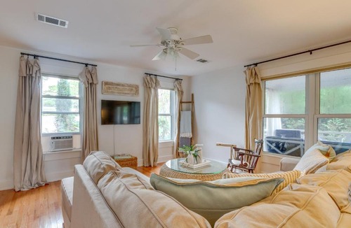 East Hill House | Pensacola Paradise: Furnished Deck & Gas Grill!