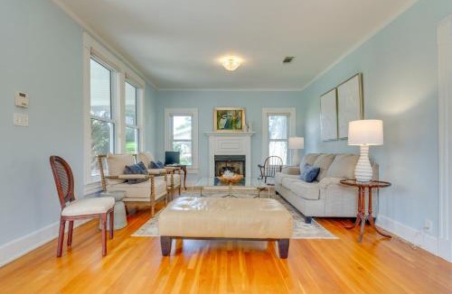 East Hill House | Pensacola Paradise: Furnished Deck & Gas Grill!