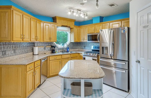 North Northwest Pensacola House | Pensacola Paradise - HTD Pool, Jacuzzi, Game Room